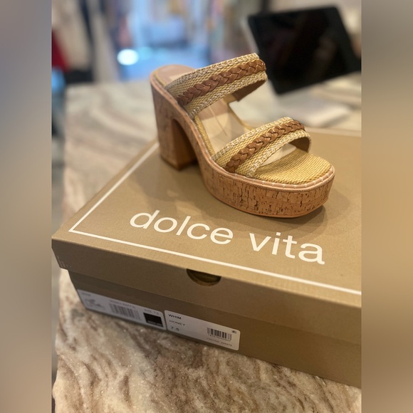 Dolce Vita Whim Platform Sandals Honey Raffia - Picture 2 of 7